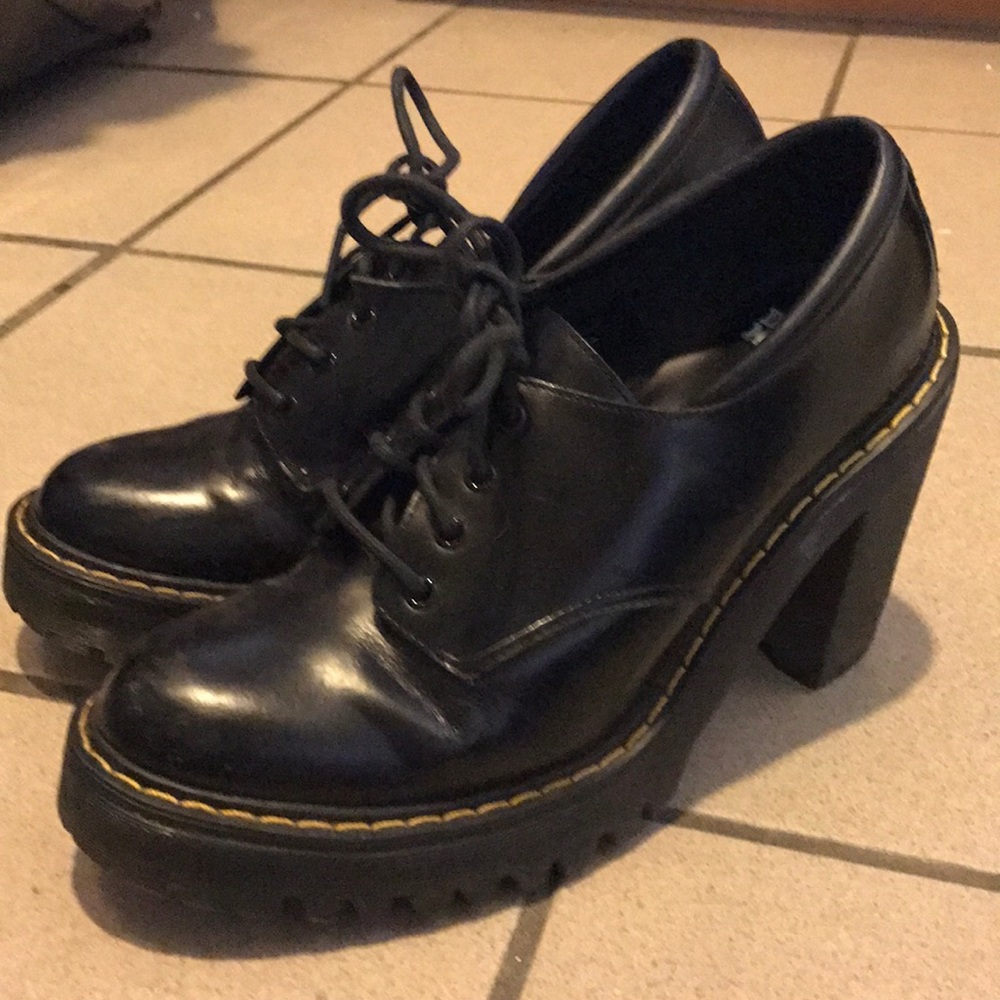 dr marten boots